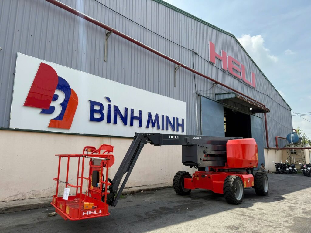 xe-nang-boomlift-18m